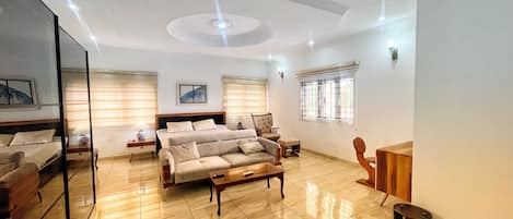 Deluxe Apartment, Balcony, Garden View