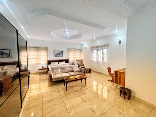 Orisun Resort & Gallery