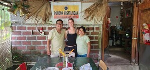 Casa de campo, balcón, vista a la montaña | Restaurante al aire libre