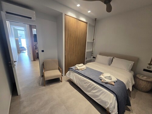 ILIA SUITE EVIA GREECE "PARALIA"