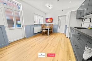 Private kitchen - Burnham-on-sea | Luxury | Couples | Contractors (Somerset)