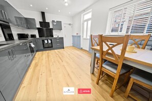 Private kitchen - Burnham-on-sea | Luxury | Couples | Contractors (Somerset)