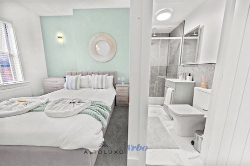 Burnham-on-sea | Warm, Bright Ensuite Room | Ideal for Couple | Contractors Stay