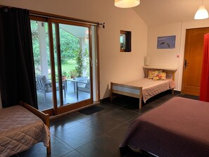 Room - Gite La Petite Maison mazere – Peaceful Retreat in the Ariège Countryside (Mazères)