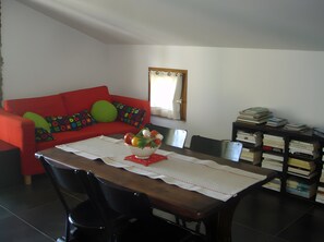 Interior - Gite La Petite Maison mazere – Peaceful Retreat in the Ariège Countryside (Mazères)