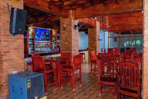 Bar (on property) - THE RESIDENCE HOTEL DODOMA (Dodoma)