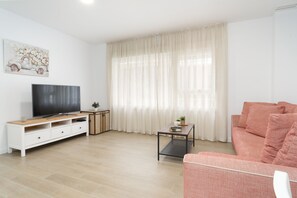 TV - Apartamento Don José BD (Malaga)