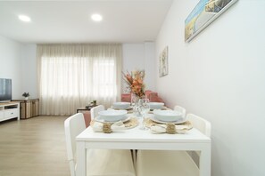 Dining - Apartamento Don José BD (Malaga)