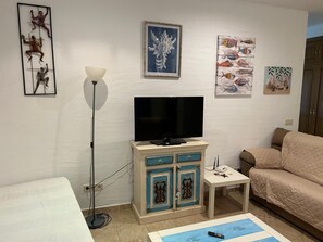 Living area - Beachfront Apartment in Matalascañas with Sea Views (Matalascañas)