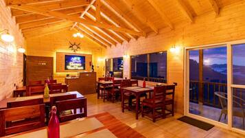 Basic-Doppelzimmer | Speisen