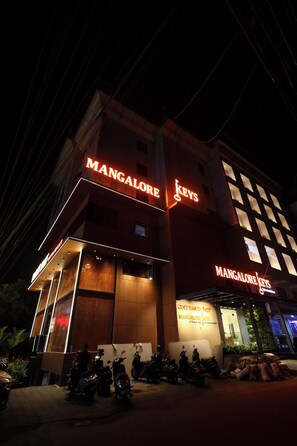 Front of property - Mangalore Keys By Bestinn Leisure (Mangaluru)