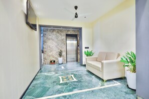 Living area - Mangalore Keys By Bestinn Leisure (Mangaluru)
