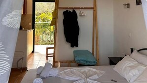 Ảnh chưa phân loại, 4 trong số 31 ảnh, nút