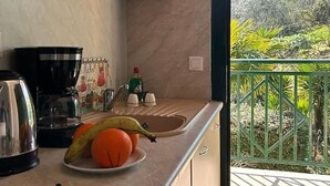 Ảnh chưa phân loại, 3 trong số 31 ảnh, nút