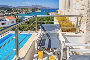 Property grounds - Villa Karga (4 bedroom villa) (Almyrida)