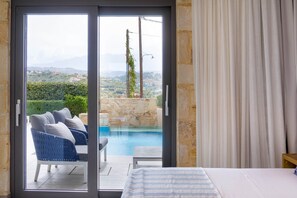 In-room safe, iron/ironing board, WiFi, bed sheets - Villa Nova (2 bedroom villa) (Almyrida)