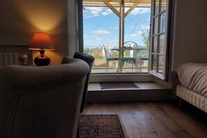 Room - Quiet and bright "Liberté" with large terrace (Poitiers)