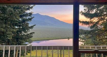 LAZY 2 ELK LAKE LODGE: 7.6 Acres Henrys Lake Fishing ATV Trails Yellowstone Sauna