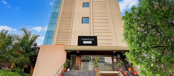 Cosy Stays at Gajuwaka Centre Visakhapatnam