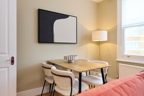 Interior - The Loft Above (London)