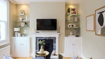 Apartment | Living area