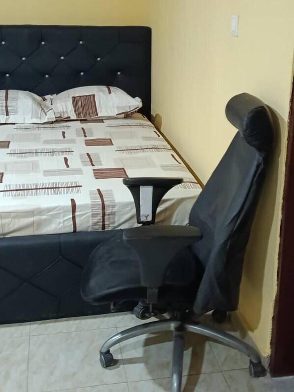 Room, Multiple Bedrooms, Smoking, Balcony