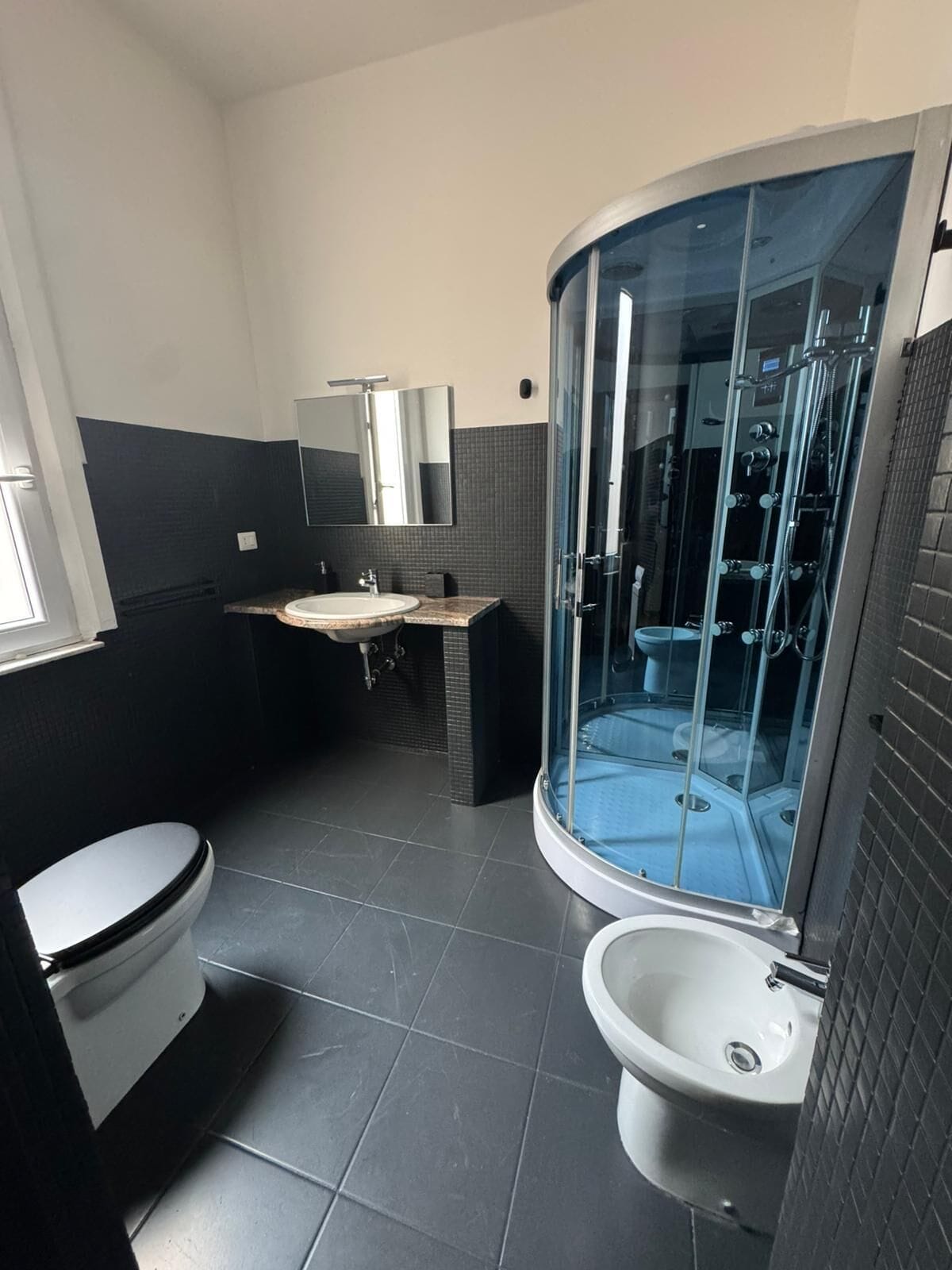 Chambre quadruple | Salle de bain