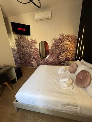 Double Room - Domus Avi - Re di Roma (Rome)