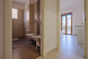 Bathroom - Vrbo Property (Lecce)
