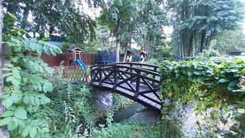 Enceinte de lâhĂ©bergement