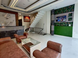 Lobby - Hotel Kalra (Amritsar)