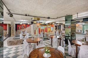 用餐
