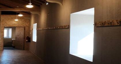 Azóia 10 Women's Dormitory | Rural Stay in Tranquil Environment