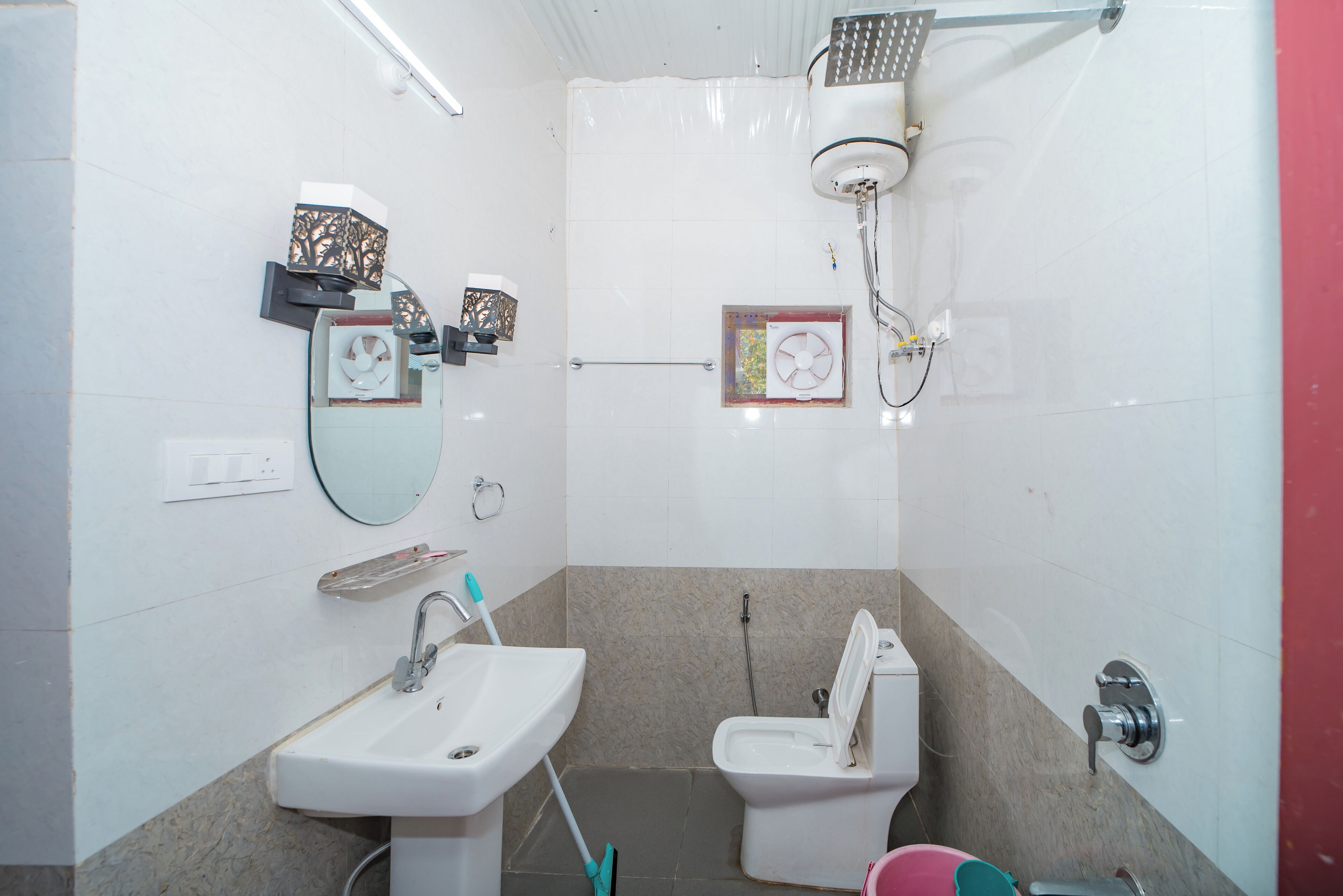 Deluxe Double Room | Bathroom