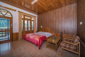 Deluxe Double Room - Forest Rest House Barot  (Barot)