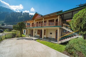 Exterior - Forest Rest House Barot  (Barot)
