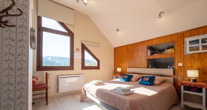 Le Chalet des Beuquillons B&B: Mountain View, Private Terrace, Wi-Fi