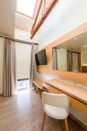Apartment - Panellinion Beachfront Gem Comfy Cozy Triple (Kalamata)