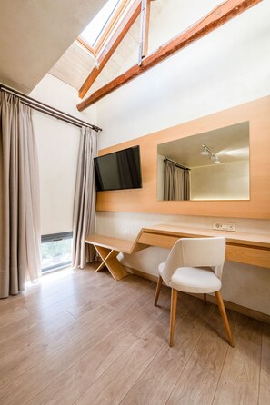 Apartment - Panellinion Beachfront Gem Comfy Cozy Triple (Kalamata)