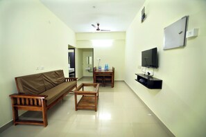 Living area - Hotel Shree Laksha Residency Madurai (Madurai)