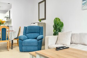 House - Free Housekeeping Visits During Your Stay - Stayshort - Chic 1BR in Dubai Marina Sleeps 2 (Dubai)