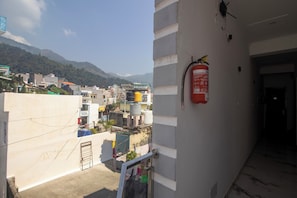 Terrace/patio - Hotel Parth Inn (Rishikesh)