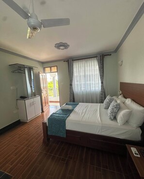 Deluxe Double Room - Meraki Place Shanzu (Mombasa)