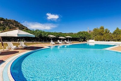 HOTEL BIDERROSA