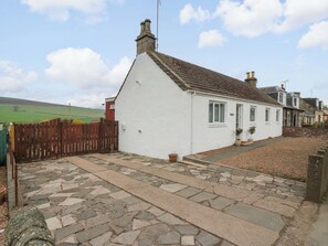 Exterior - Parkhill (Cupar)