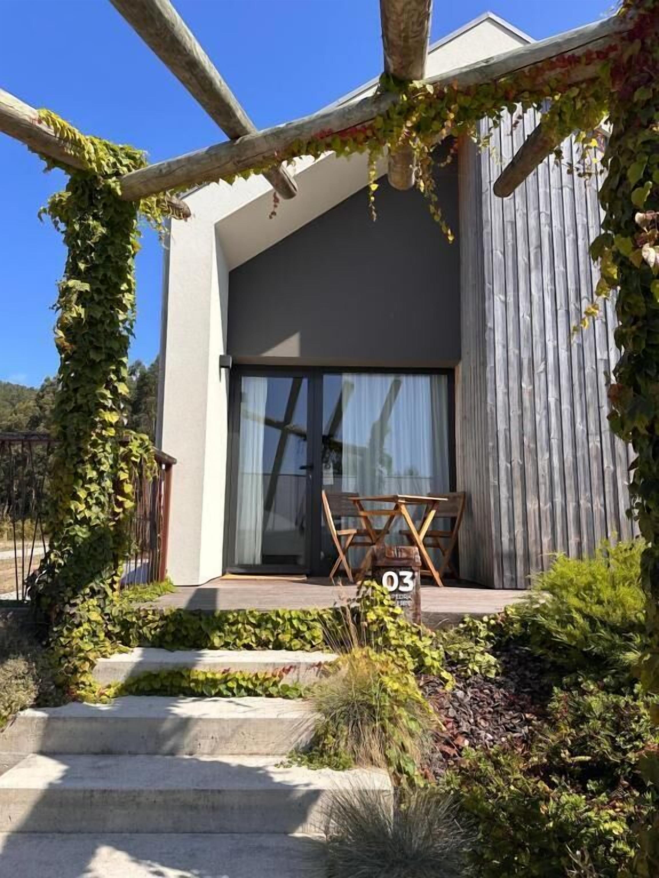 Appartement, vue partielle sur la mer | Extérieur