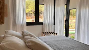 Apartment, Partial Sea View