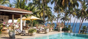 Saffron House: Private Seafront Villa with Infinity Pool & Tropical Gardens