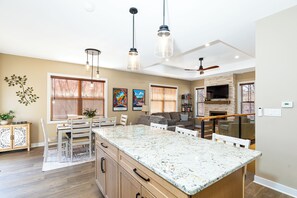Dining - Modern New Construction ~ Private Hot Tub, Fire Pit, Gas Grill (Galena)