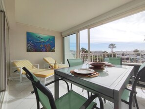 Dining - Apartment with AC, sea view - 2 guests (Cap d'Agde)